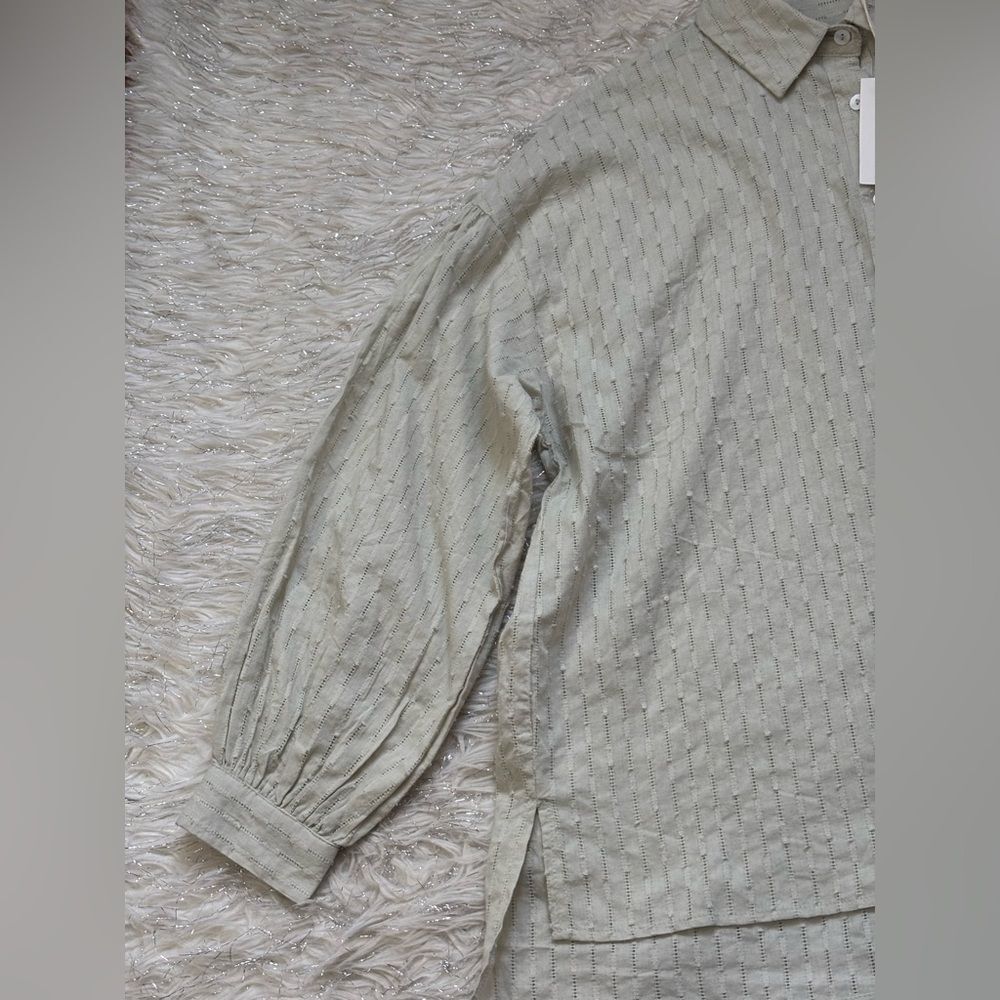 LARA Light Green Women’s Eyelet Oversized Button-Front Shirt Size M - Picture 16 of 16